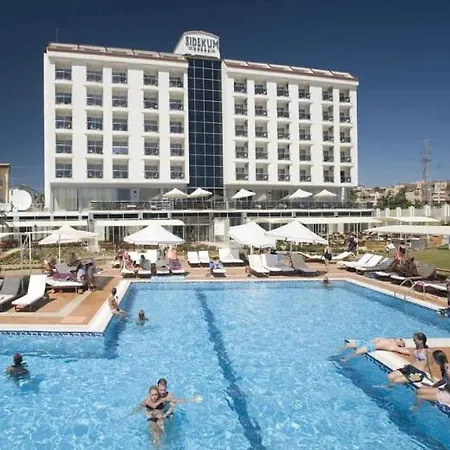 Kum Hotell