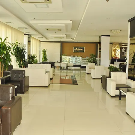 Kum Hotell 5*